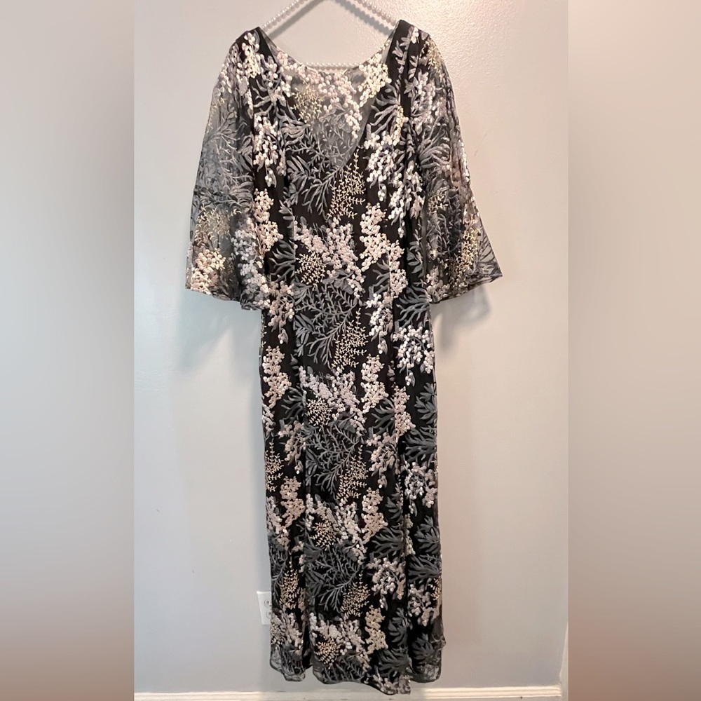 Belle Badgley Mischka Formal Gown with Floral Embroidery